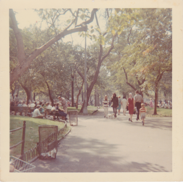 A walk in a Kodachrome park. A walk in a Kodachrome park.